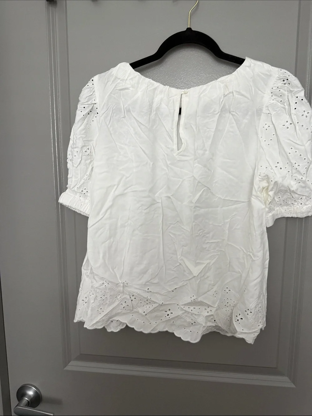 Old Navy White Eyelet Peasant Blouse